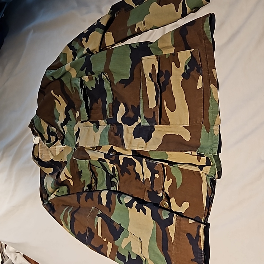 Mens large army camo jacket